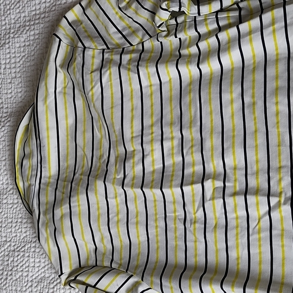 LOHLA sport long sleeve shirt, size M, white with black and yellow stripes - Picture 4 of 5